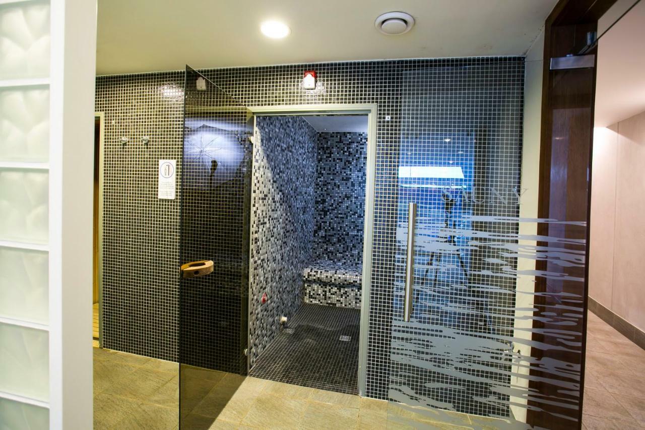 Apartament Amber Centrum Z Basenem Apartment กดัญสก์ ภายนอก รูปภาพ